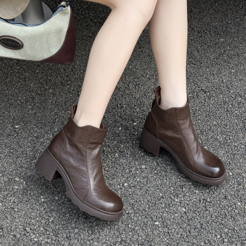 切尔西短靴女2025新款真皮尖头