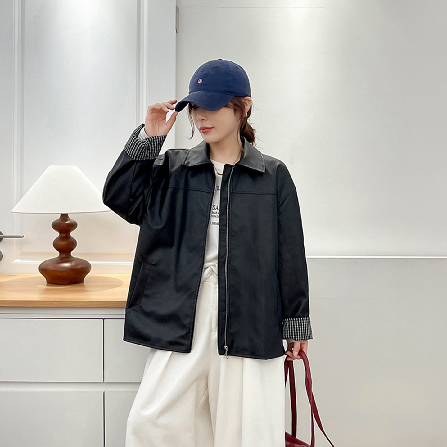 韩版格子拼接拉链pu皮衣外套秋款大码女装宽松2025新款胖mm200斤