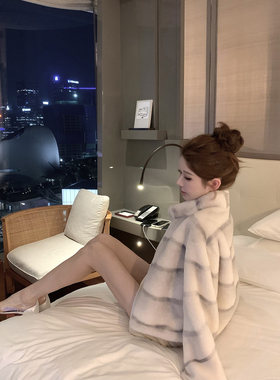 JOEY 12.29 20:00【小龙猫】环保皮草水貂皮毛一体外套