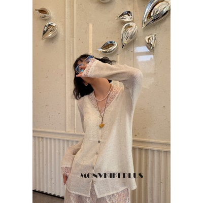 大码微胖V领蕾丝打底针织上衣