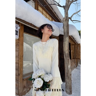 魔女MoNvKiKiPlus大码 1975 微胖蕾丝立体花打底上衣T恤