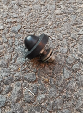 适用奔驰W220W203W164W251机盖缓冲胶C230胶墩S280ML350R400GL500