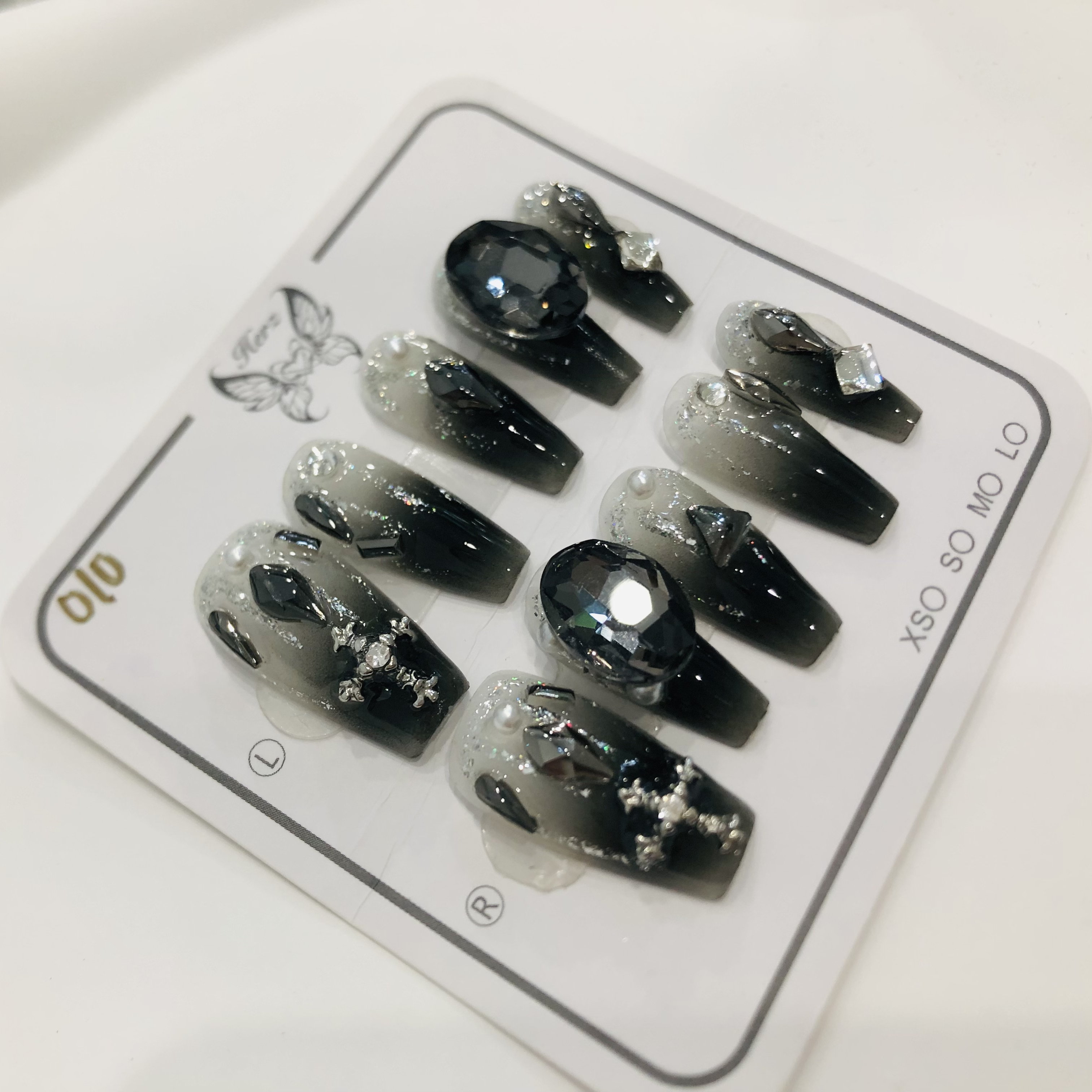 美甲纯手工贴钻光疗穿戴甲
