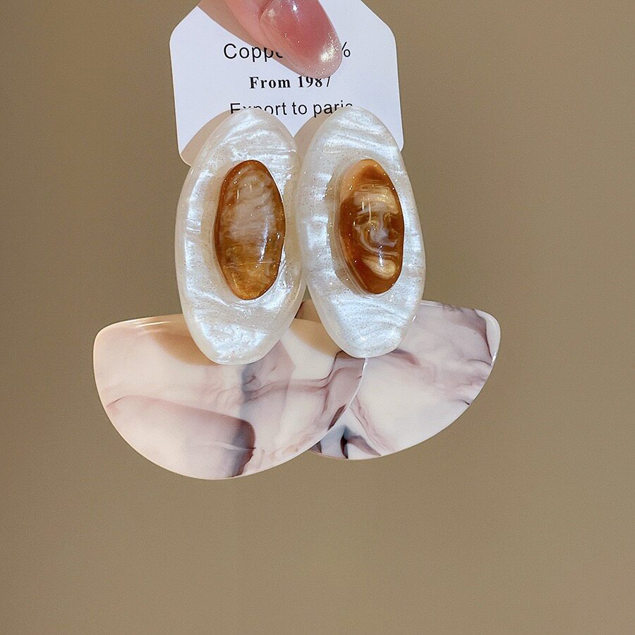 法式复古贝母几何耳钉蓝色晕染椭圆耳环高级感粉紫色纹理半圆耳饰