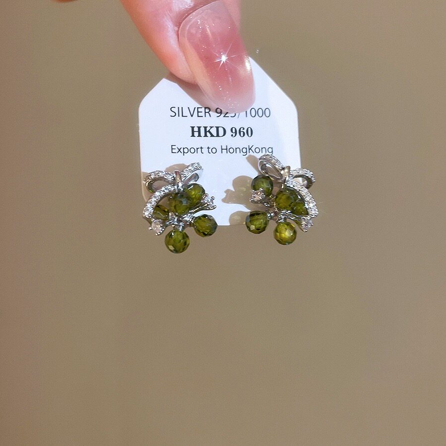 春夏清新橄榄绿葡萄耳环蝴蝶结锆石耳钉少女温柔氛围感百搭耳饰品
