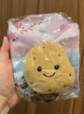 全新香港711便利店品客薯片毛绒公仔玩偶及御守套装盲袋包包挂件