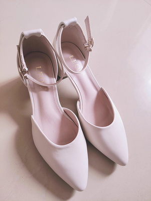 ZUSE法式中空凉鞋尖头绑带鞋