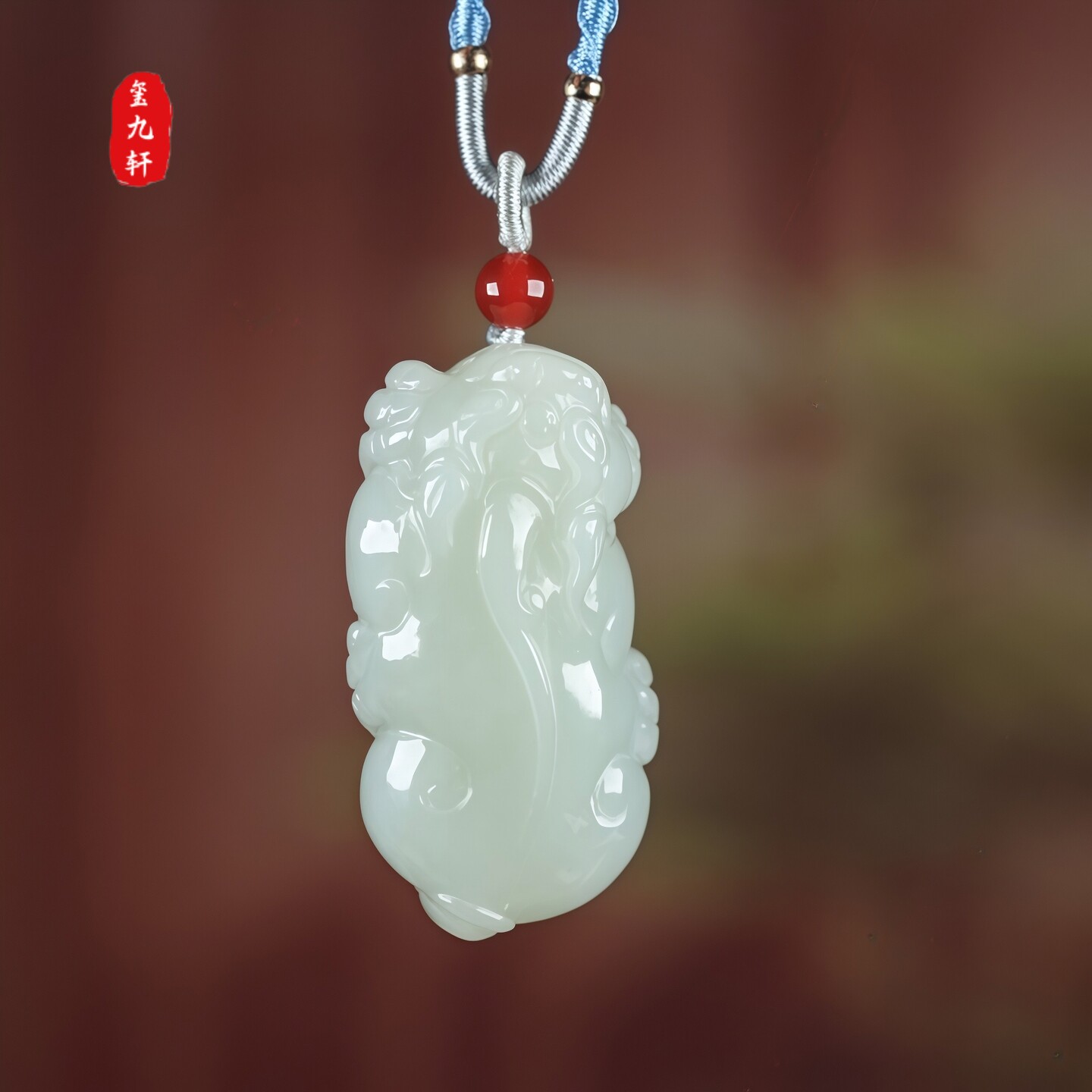 和田玉貔貅吊坠天然玉石带证书
