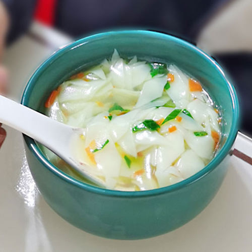 小面片适合无牙老人和小孩，