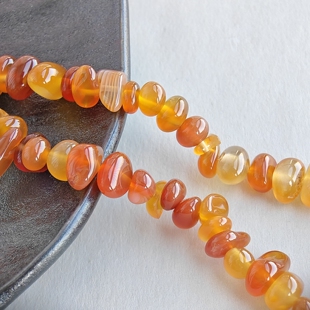 5*8mm天然红玛瑙圆润小石头有孔碎石散珠手工DIY串珠饰品配件