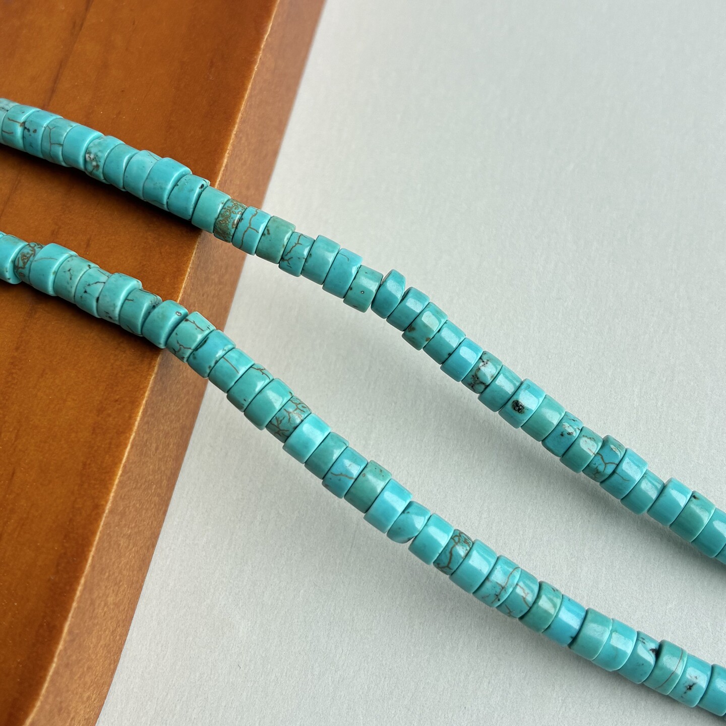 2*4mm天然绿松石厚圆片有孔散珠手工串珠DIY手链配件饰品材料