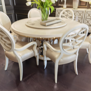 玖柒工坊美式轻奢家具圆餐桌美式乡村实木雕花美家阿黛拉餐桌美克