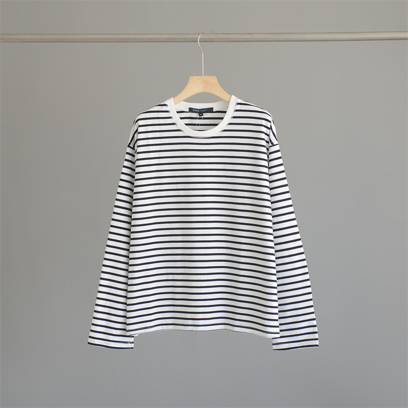 长袖圆领套头宽松棉柔软T恤衫