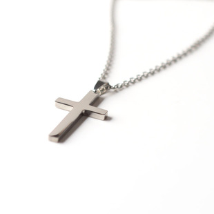 MD原创钛钢十字架项链简约百搭嘻哈情侣吊坠毛衣链不掉色钢链学生