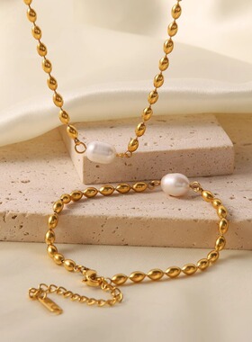 ins小众设计珍珠手链时尚淡水珍珠椭圆金豆钛钢镀金手饰百搭少女