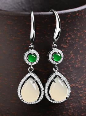 本命年耳环银白玉髓水滴耳钉玉质大气时尚耳饰耳坠礼物