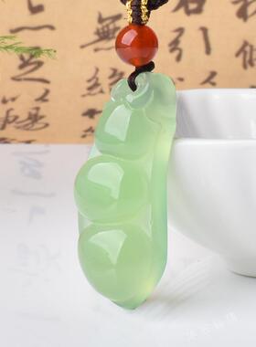 本命年玉髓四季豆油青色吊坠四季平安挂件浅绿色吊坠礼物
