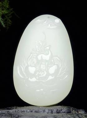 本命年新疆和田玉莲花牌子精雕福禄鹿莲花玉挂件礼物