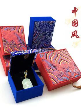 本命年流苏礼盒吊坠手镯盒子翡翠玉石挂件龙纹印花子礼物