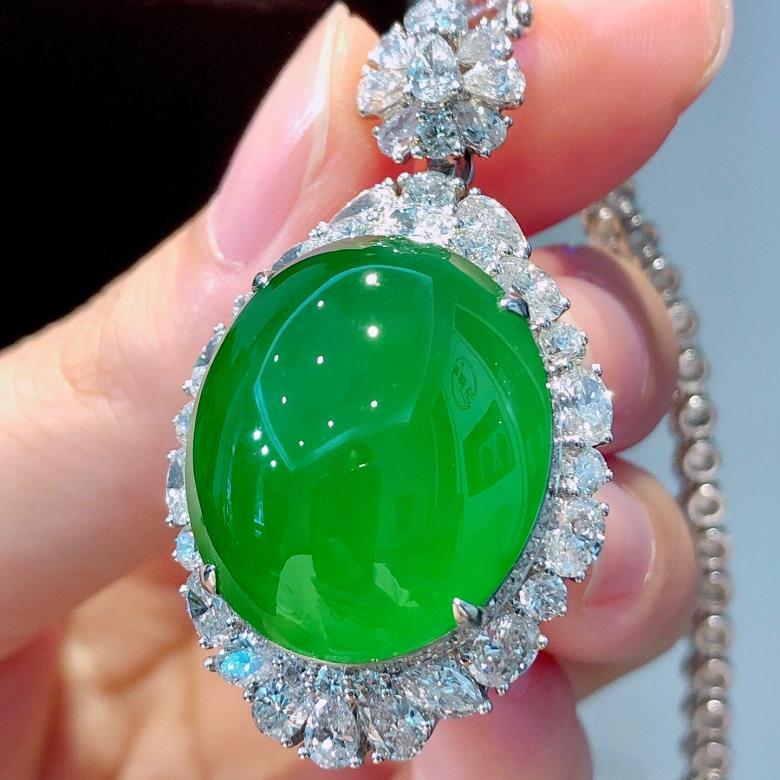 本命年天然冰种翡翠玉吊坠蛋面镶嵌缅甸挂件正阳绿满绿玉坠鸽礼物