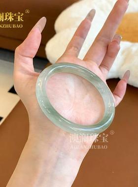 本命年新疆丝玉天山翠手镯圆条半山半水冰糯种飘花翡翠色扁条玉镯