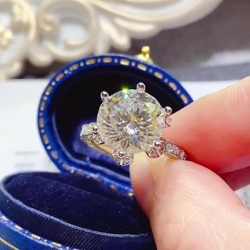 蜜雪情缘5克拉莫桑石戒指镶嵌百面切工大克拉女款钻石戒D色火彩好
