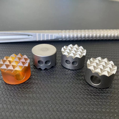 金字塔进口ULTEM琥珀树脂钛合金刀坠EDC工具伞绳挂坠子单双孔吊坠
