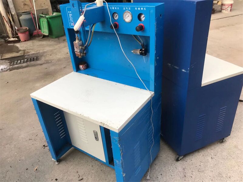 优惠/鞋面台式喷胶机/电动/自动抽胶喷胶机/鞋机械加工设备/二手