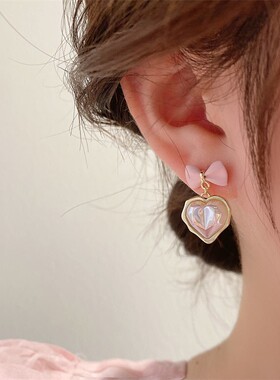 蝴蝶结耳环2024年新款潮人鱼姬精致高级感耳钉纯银耳饰轻奢小众女