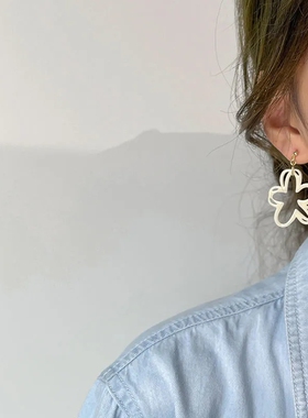 镂空白色花朵耳环女2022年新款潮春夏天气质夸张个性耳饰耳钉耳坠