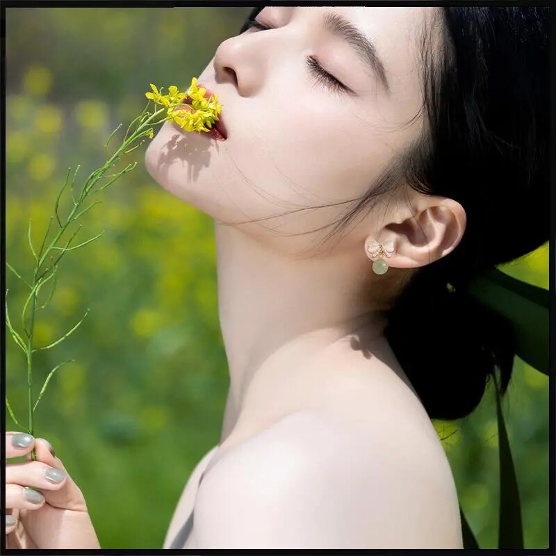纯银耳钉绿色蝴蝶结吊坠耳环女款耳环