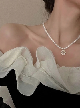 巴洛克淡水珍珠项链女2022年小众设计感锁骨链女复古轻奢高级感