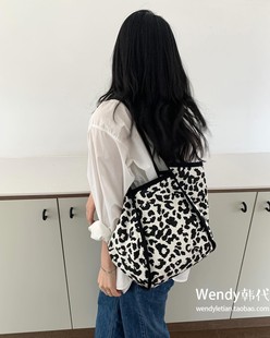 直邮～韩国代购 豹纹单肩腋下包aud 小众设计师ausdio