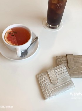 韩国代购bucks leather 牛皮鳄鱼纹中款钱夹钱包小卡包