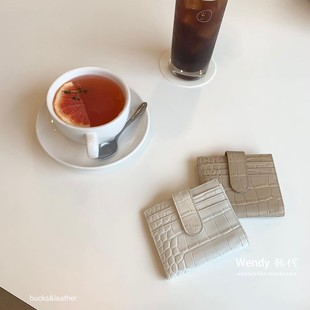牛皮鳄鱼纹中款 leather 钱夹钱包小卡包 bucks 韩国代购