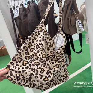 灯芯绒大容量薄款 新款 豹纹包单肩包购物袋托特 小众emis 韩国代购