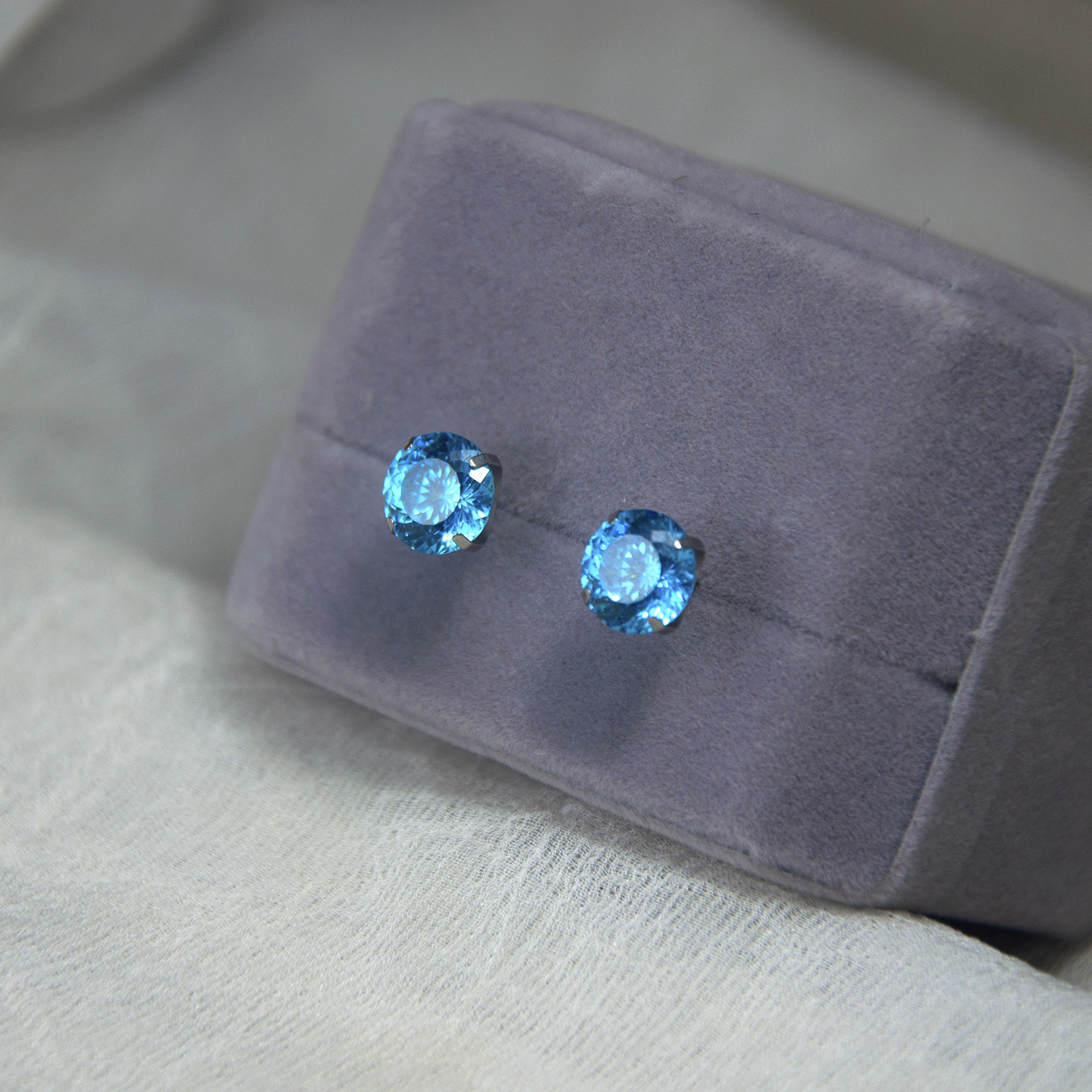 锆石耳钉女钛合金针不过敏不褪色