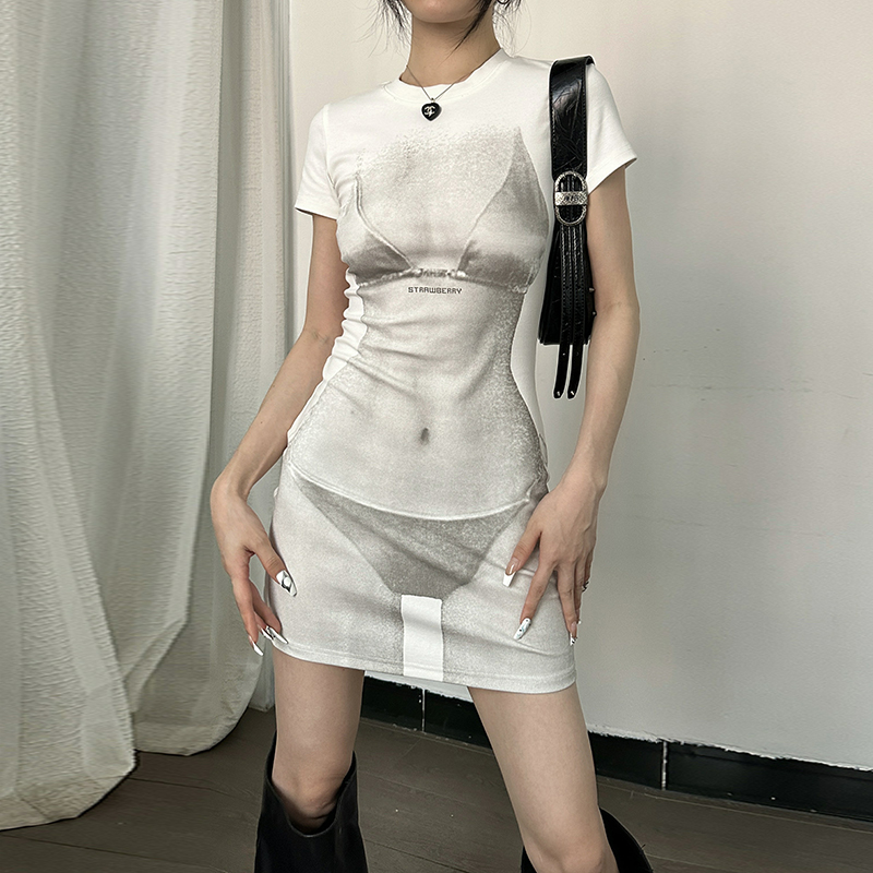 时尚小众设计3D印花圆领短袖连衣裙2024夏季新款辣妹气质显瘦短裙