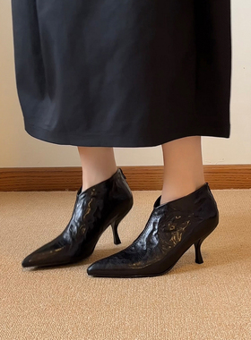 YUSI雨丝~高精尖~法式尖头及裸短靴女秋细跟高跟鞋真皮奶奶时装靴