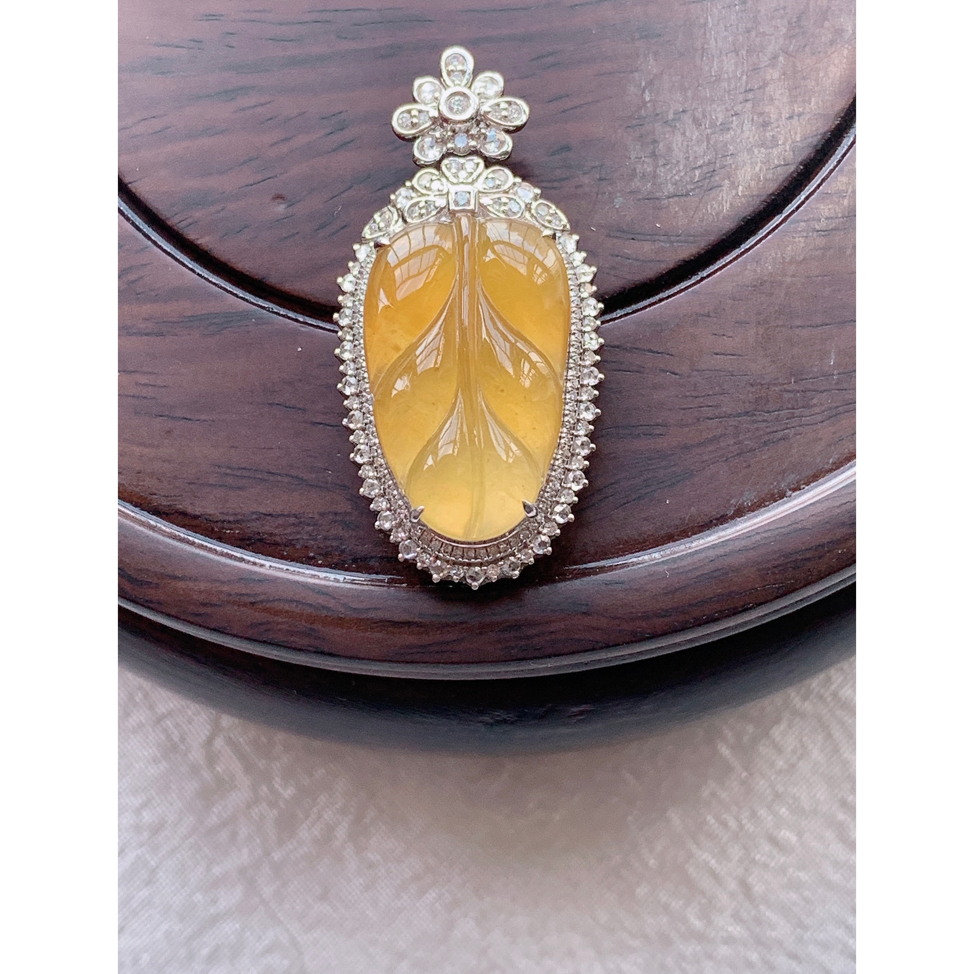 天然缅翡翠a货18k金冰种黄翡叶子