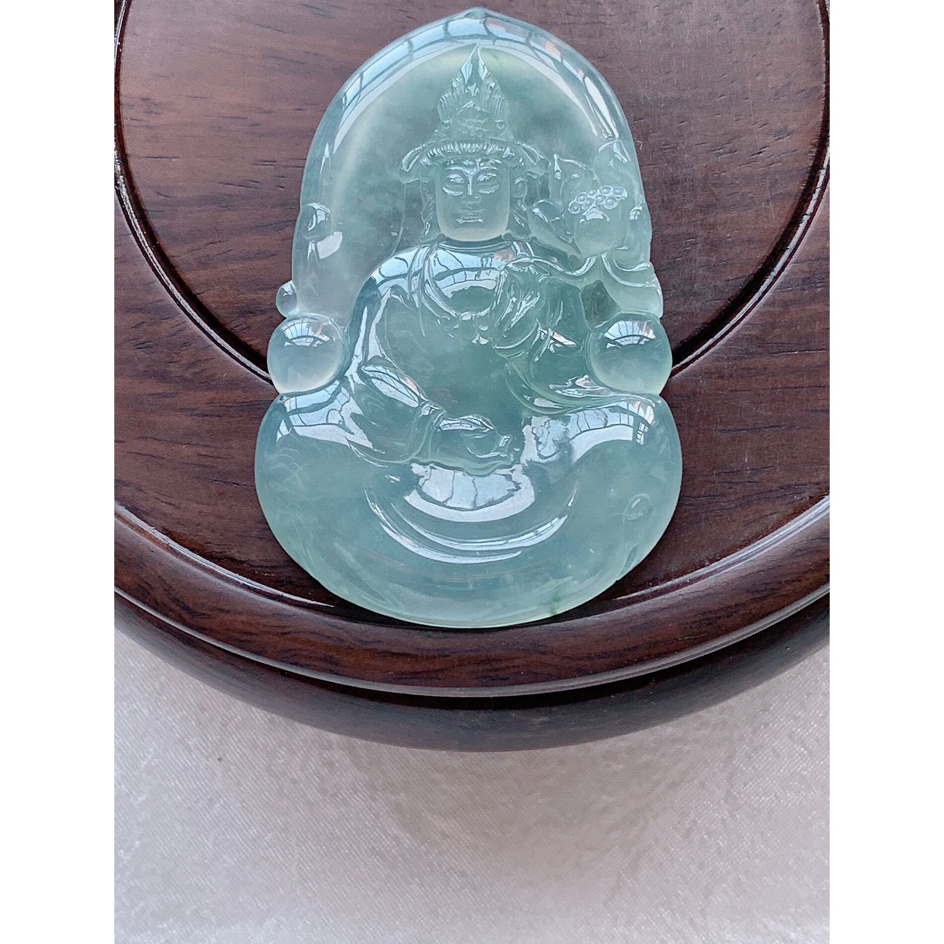 一手货源缅甸天然A货翡翠玉石挂件精雕大势至观音菩萨翡翠吊坠