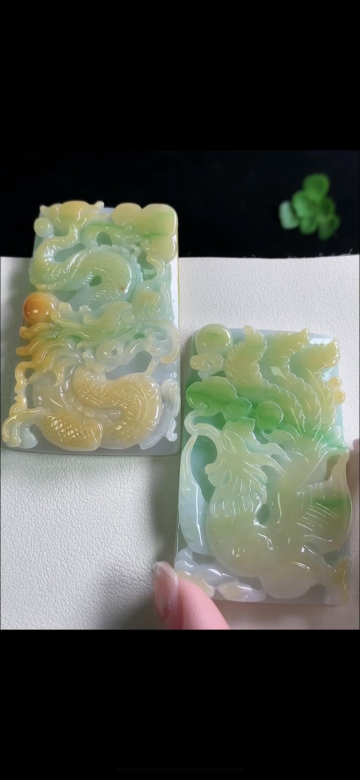 缅甸天然A货翡翠精美双彩龙凤呈祥吊坠挂件配证书