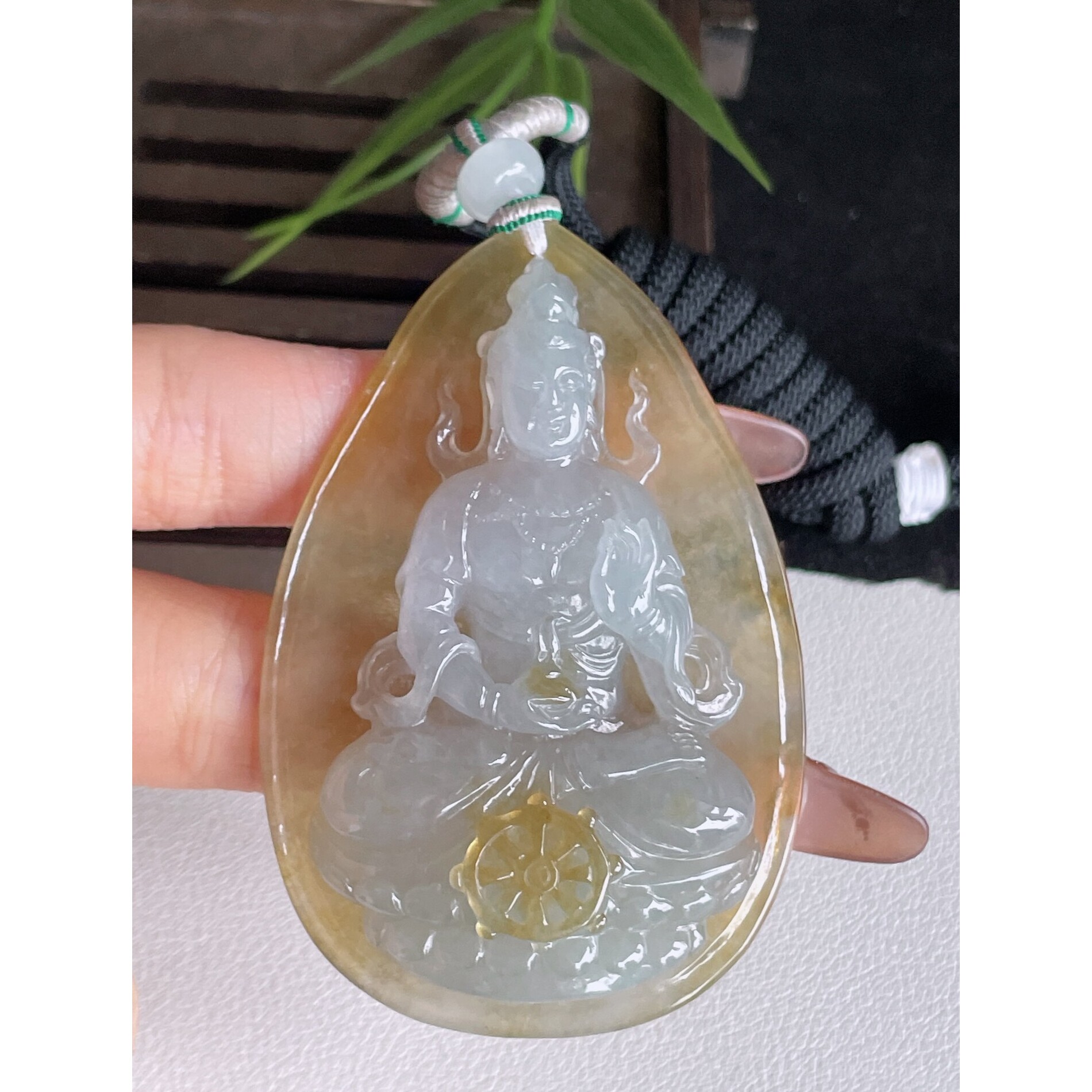 一手货源缅甸天然A货翡翠玉石挂件精雕黄翡观音菩萨翡翠吊坠