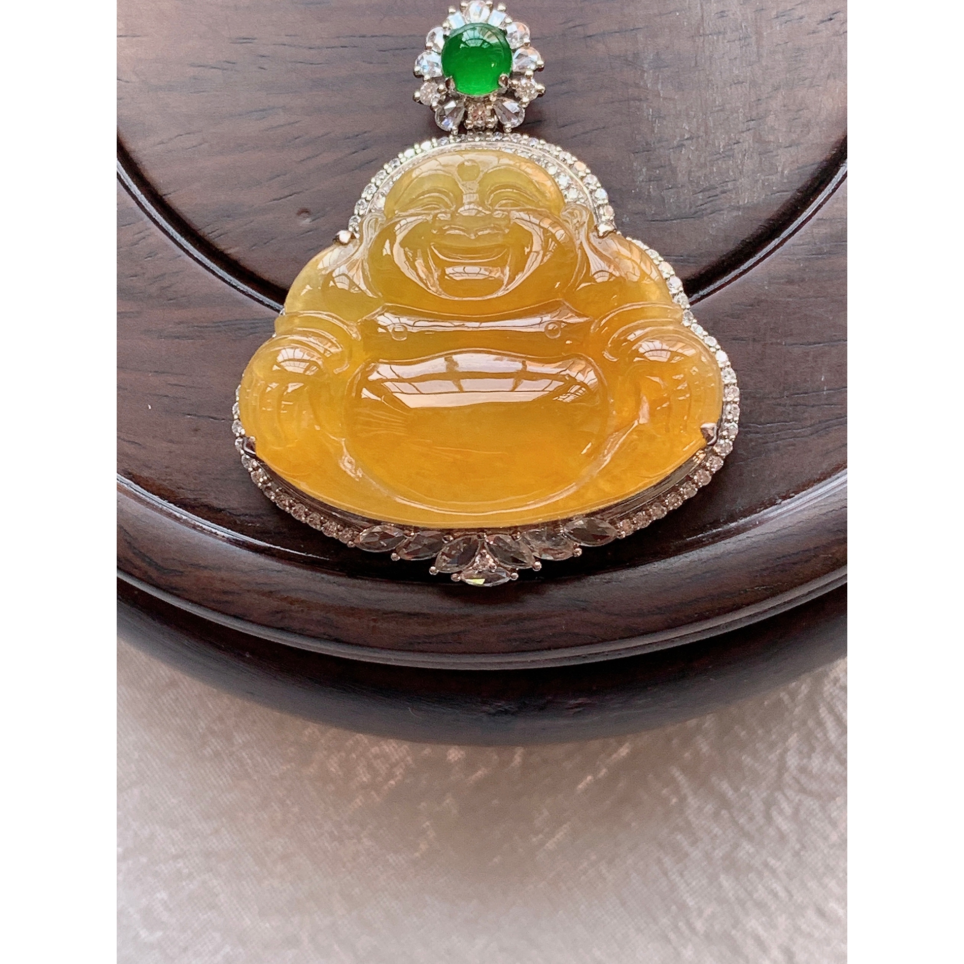 缅甸天然老坑翡翠18k金佛公吊坠