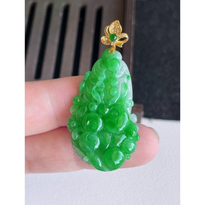 翡翠a货18K金冰种飘阳绿吊坠