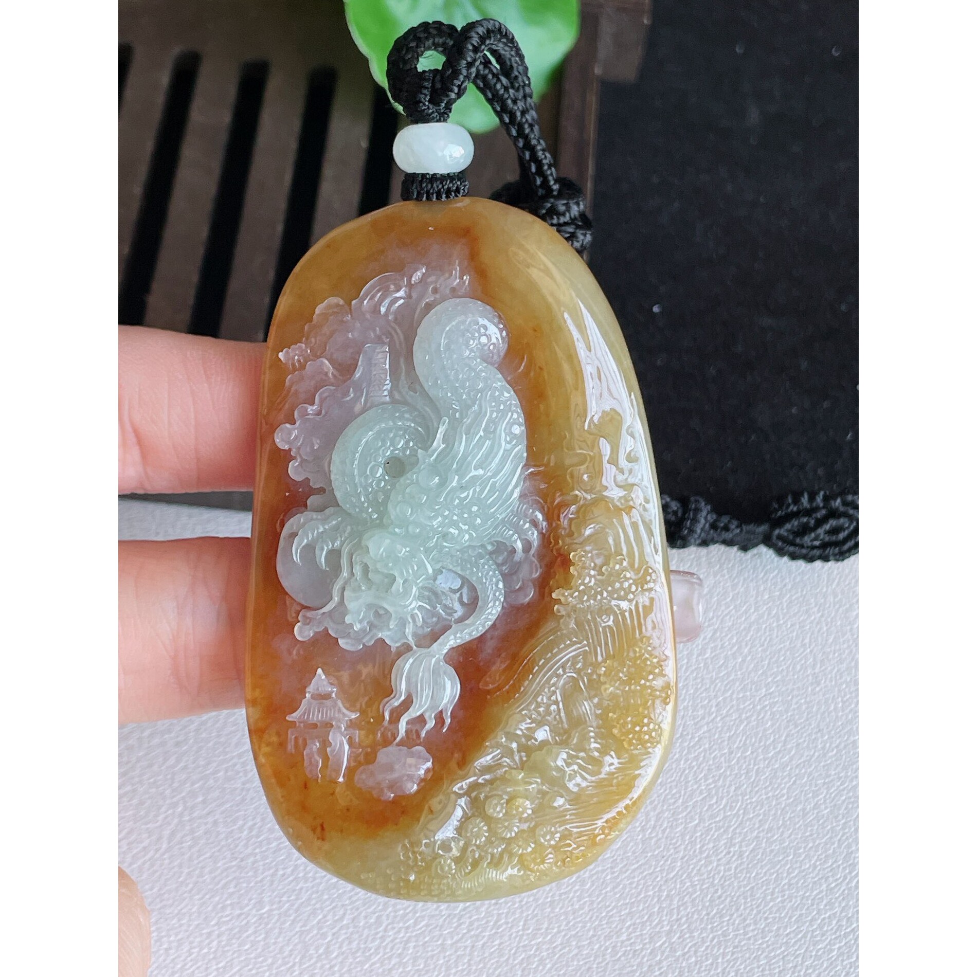 缅甸天然A山水龙牌翡翠玉石挂件
