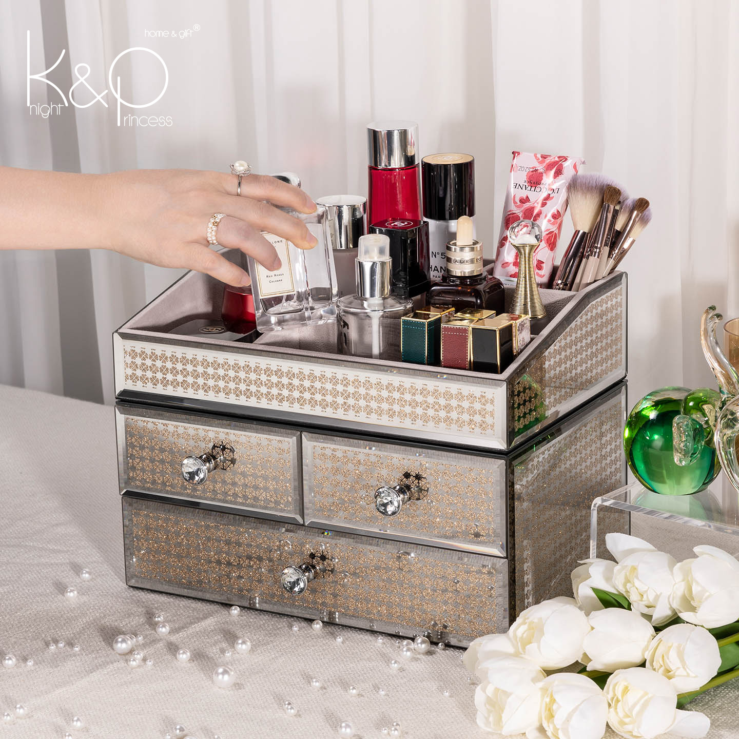 KP高级感大容量家用化妆品收纳盒