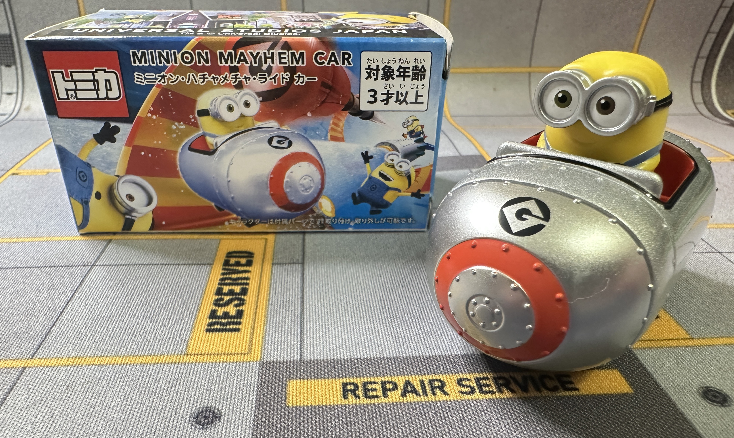 多美卡TOMICA R03小黄人来动公仔合金车迷你兵团国王鲍勃全新现货