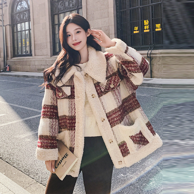 复古红色格子拼接羊羔毛外套女韩系洋气减龄加厚小个子学生棉服