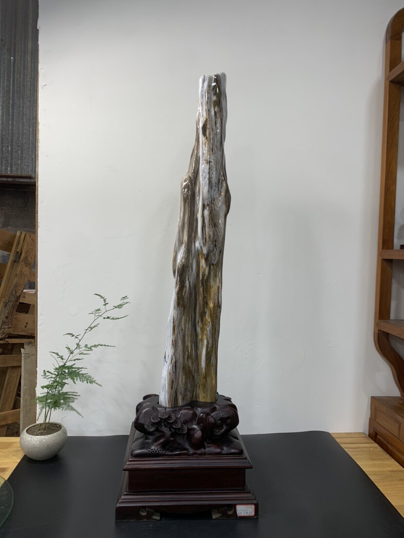 缅甸 树化玉摆件总高91.5/高77.5/宽11.5/厚9厘米净重14.4斤